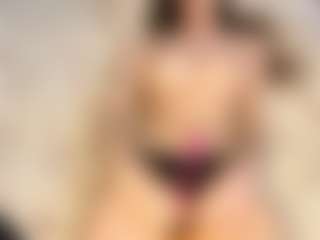 VennieSotolongo's Live Sex Cam Show