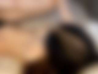 Live cam show with VennieSotolongo - Camel Toe on Chatstar