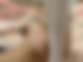 Live cam show with VennieSotolongo - Small Ass on Camsoda