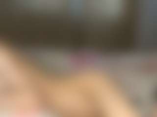 Live cam show with VennieSotolongo - Blue Eyes on Camsoda
