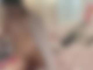 Live cam show with VennieSotolongo - Sweet on Camsoda