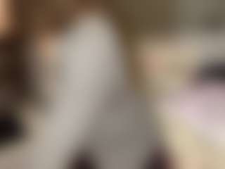 Live cam show with VennieSotolongo - Small Ass on sexylivex.com