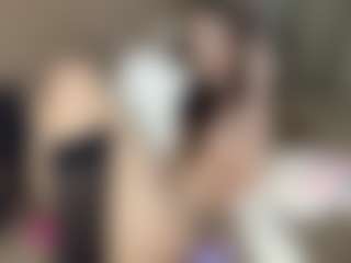 Live cam show with VennieSotolongo - Yoga on Livezox
