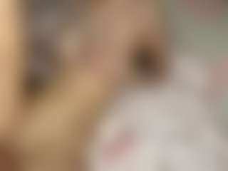 Live cam show with VennieSotolongo - Erotic Dance on StripNow