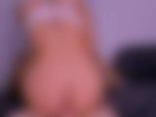 yulieth-x's Live Sex Cam Show