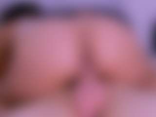 yulieth-x's Live Sex Cam Show