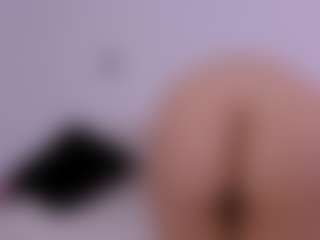 Live cam show with yulieth-x - Body Massage on CamClone