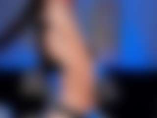 Live cam show with BellaStorm1 - Tiny Tits on instabang