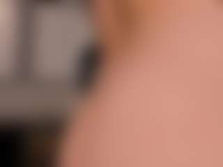 Live cam show with BellaStorm1 - Camel Toe on Strip Flash - Live Sex Shows