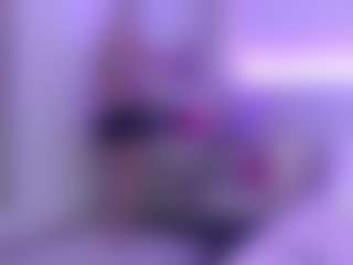 Live cam show with BlondyLi - Tease on testsause.com