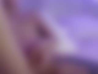 BlondyLi's Live Sex Cam Show