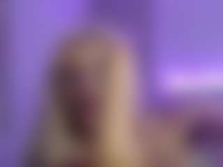 BlondyLi's Live Sex Cam Show