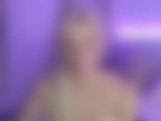 BlondyLi's Live Sex Cam Show