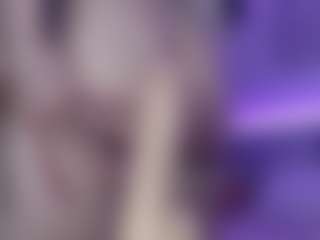 BlondyLi's Live Sex Cam Show