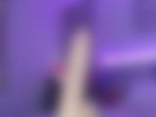 BlondyLi's Live Sex Cam Show