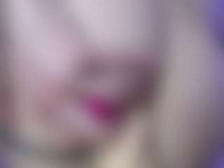 BlondyLi's Live Sex Cam Show