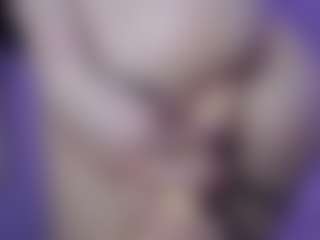 BlondyLi's Live Sex Cam Show