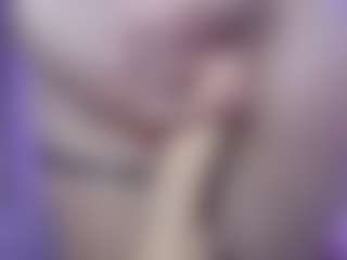 BlondyLi's Live Sex Cam Show