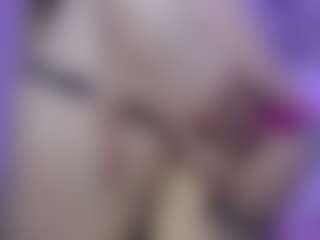 BlondyLi's Live Sex Cam Show