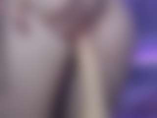 BlondyLi's Live Sex Cam Show