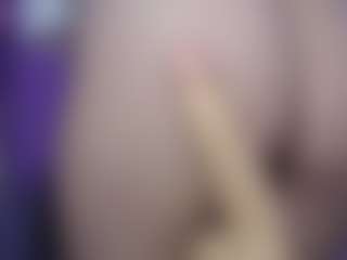 BlondyLi's Live Sex Cam Show