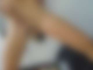 Live cam show with cristalxht - Big Tits Small Tits on TeamSkeetLive