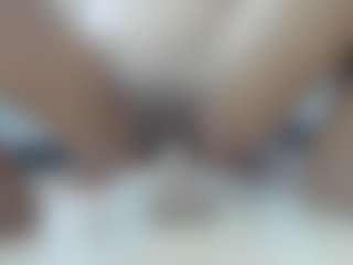 cristalxht's Live Sex Cam Show