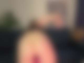 Live cam show with Elve-Vesper - Butt Plug on Camsoda