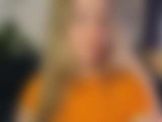 Live cam show with Elve-Vesper - Butt Plug on Camming Site