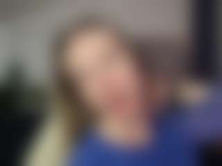 Live cam show with Elve-Vesper - Butt Plug on SmokeAndPoke
