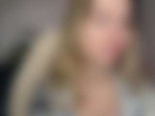 Live cam show with Elve-Vesper - Blue Eyes on Milfs Live