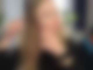 Live cam show with Elve-Vesper - Butt Plug on Dare Cams