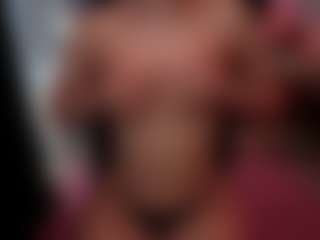 Live cam show with KishaSchindeldecke - Tiny Tits on Camsoda
