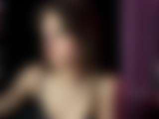 Live cam show with KishaSchindeldecke - HD Brown Hair on Camsoda