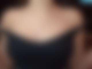 Live cam show with KishaSchindeldecke - Brown Hair MILF on Camsoda