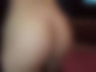 Live cam show with KishaSchindeldecke - Shaved Pussy Brown Hair on Uber Horny