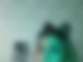 Live cam show with Mira - Camel Toe on Milfs Live