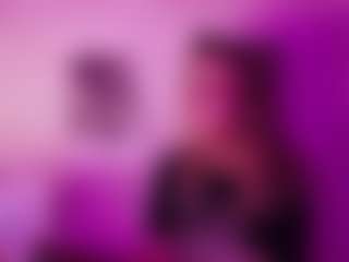 Live cam show with Mira - Upskirt on CSO-WL