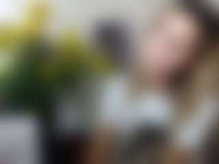 Mira's Live Sex Cam Show