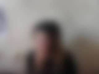 Live cam show with Mira - Cute on madthumbs