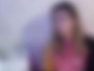 Live cam show with Mira - Upskirt on CamwithHer