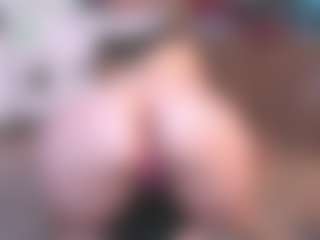 Live cam show with MeganSpencerr - Mature on SpunkLive