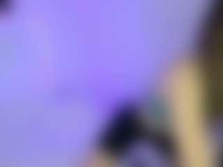 Live cam show with miafiora - Brown Hair on chickslive.net