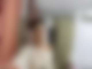 Live cam show with MoiraHaybarger - Teen (18+) on Milfs Live