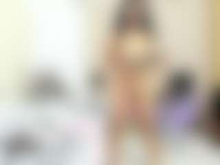 Live cam show with NadiaKarim - Tiny Tits on TastyBlacksLive