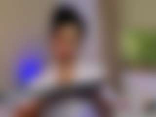 Live cam show with NadiaKarim - Thin on livesuperchat.net