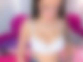 Live cam show with Raven-loove - Small Tits on StripNow