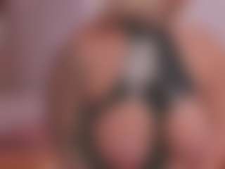 Live cam show with salomestorm - Blonde Hair on CamwithHer