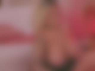 Live cam show with salomestorm - Shaved Pussy on Milfs Live