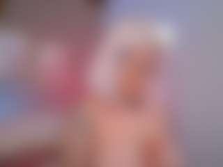 Live cam show with salomestorm - Butt Plug on Fling VIP Chat